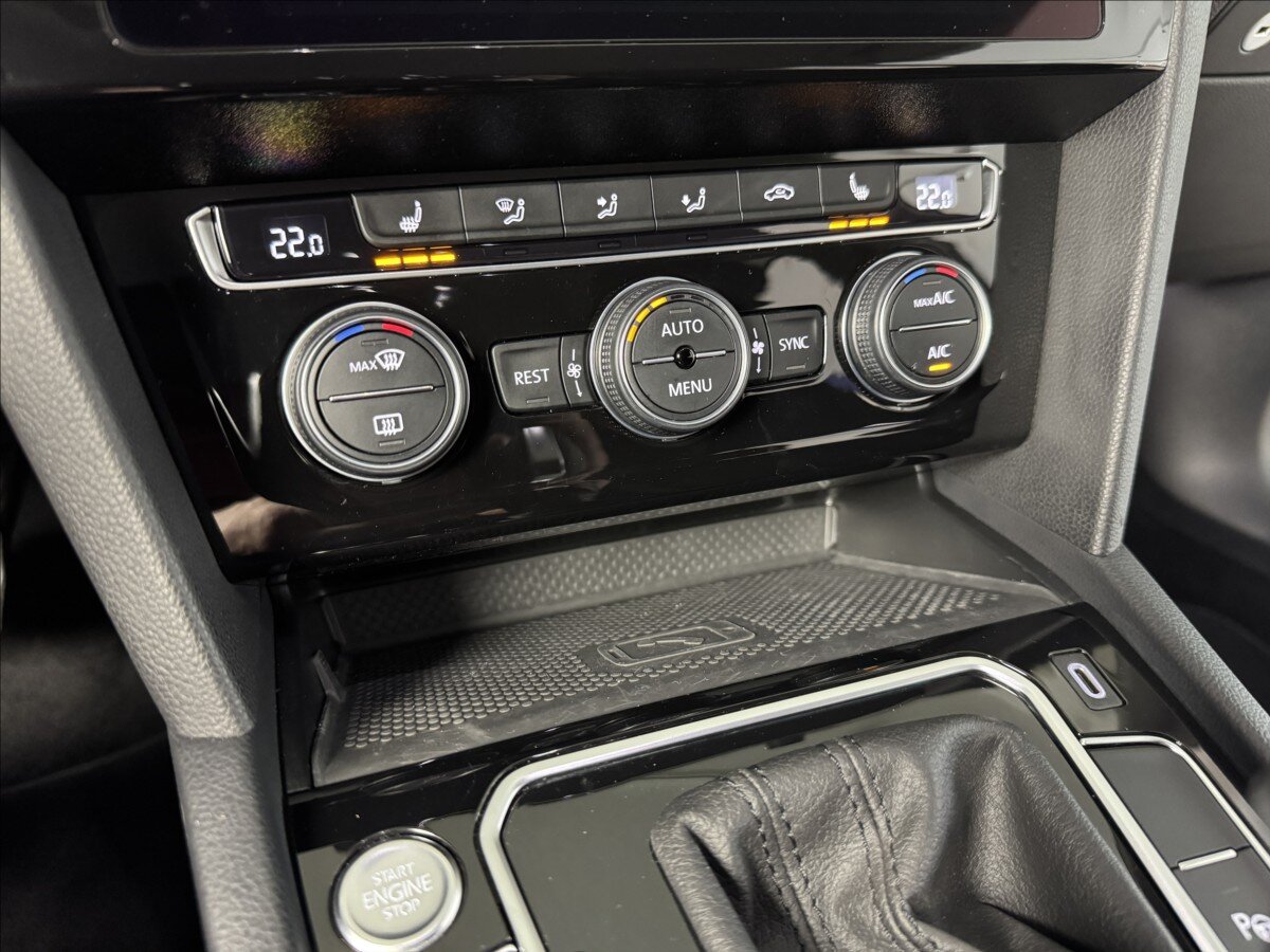 Volkswagen Passat Kombi 2,0 l 140 kw