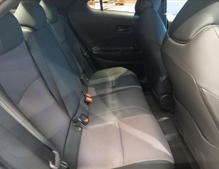 Toyota C-HR Hatchback 2,0 l 112 kw