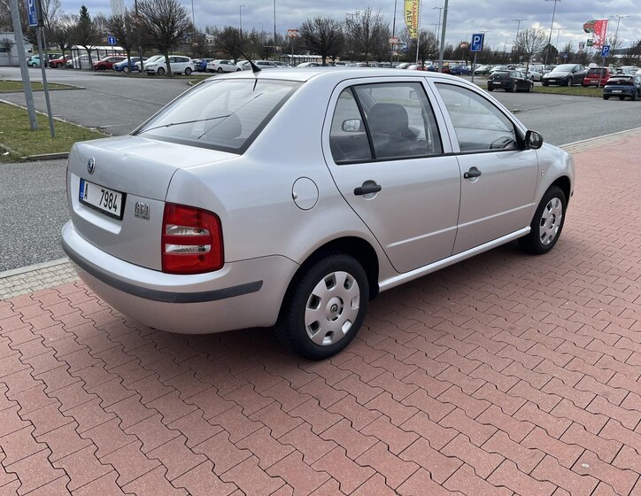 Škoda Fabia Sedan / Limuzína 1,4 l 55 kw