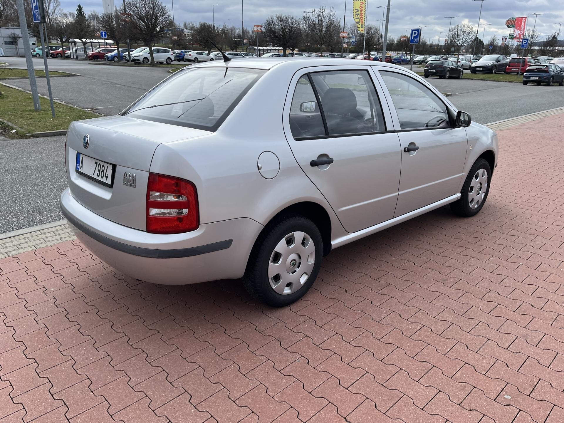 Škoda Fabia Sedan / Limuzína 1,4 l 55 kw