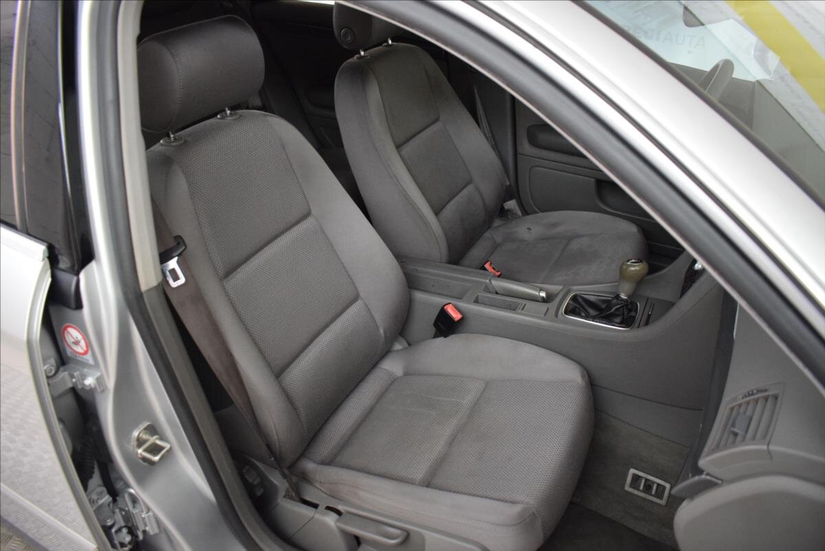 Audi A4 Sedan / Limuzína 2,0 l 96 kw