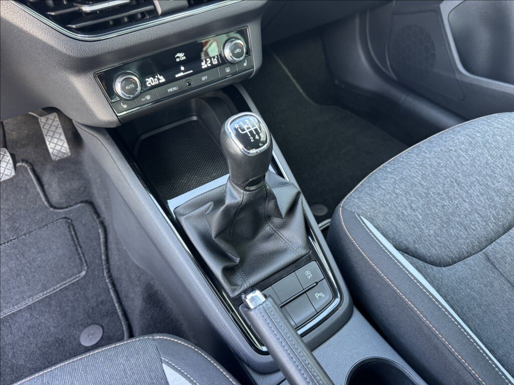 Škoda Scala Hatchback 1,5 l 110 kw