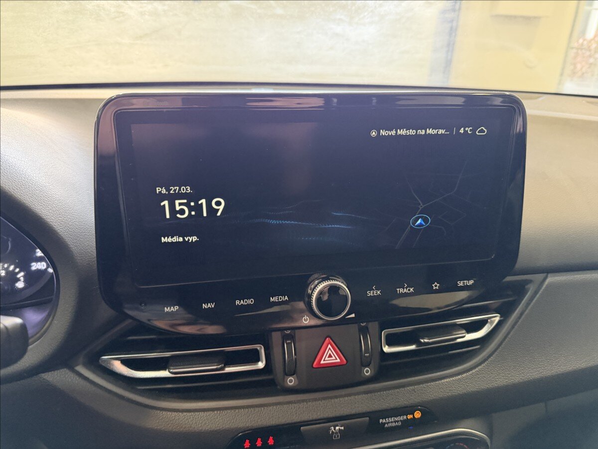 Hyundai i30 Sedan / Limuzína 1,5 l 117 kw