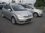 Toyota Corolla Verso 2