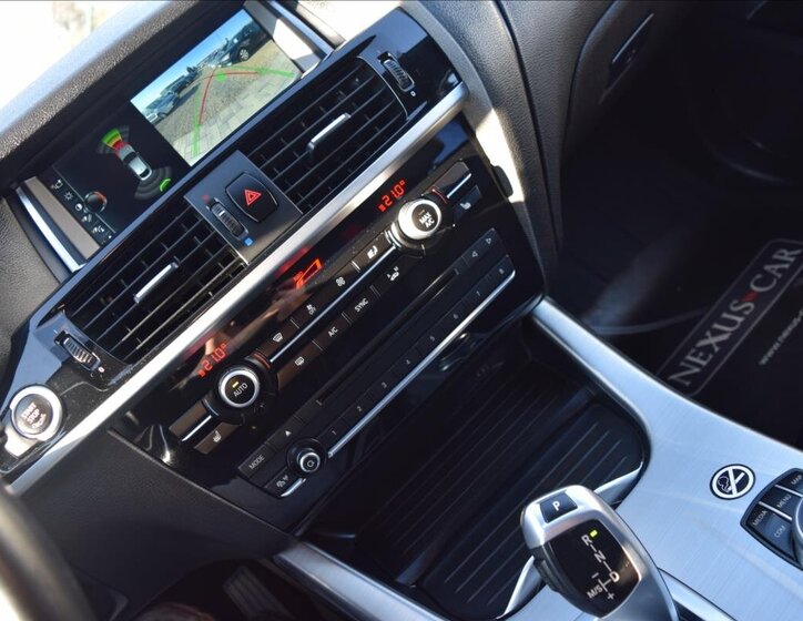 BMW X4 Sedan 2,0 l 140 kw