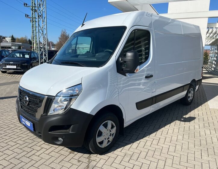 Nissan Interstar Skříň 2,3 l 100 kw