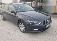 Volkswagen Passat 1
