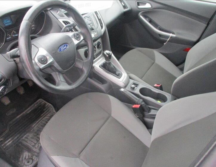 Ford Focus 17