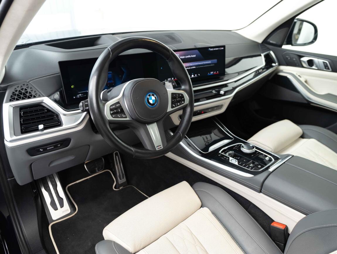 BMW X5 SUV / Terénní 3,0 l 360 kw