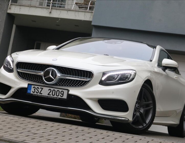 Mercedes-Benz Třídy S Kupé 4,7 l 335 kw