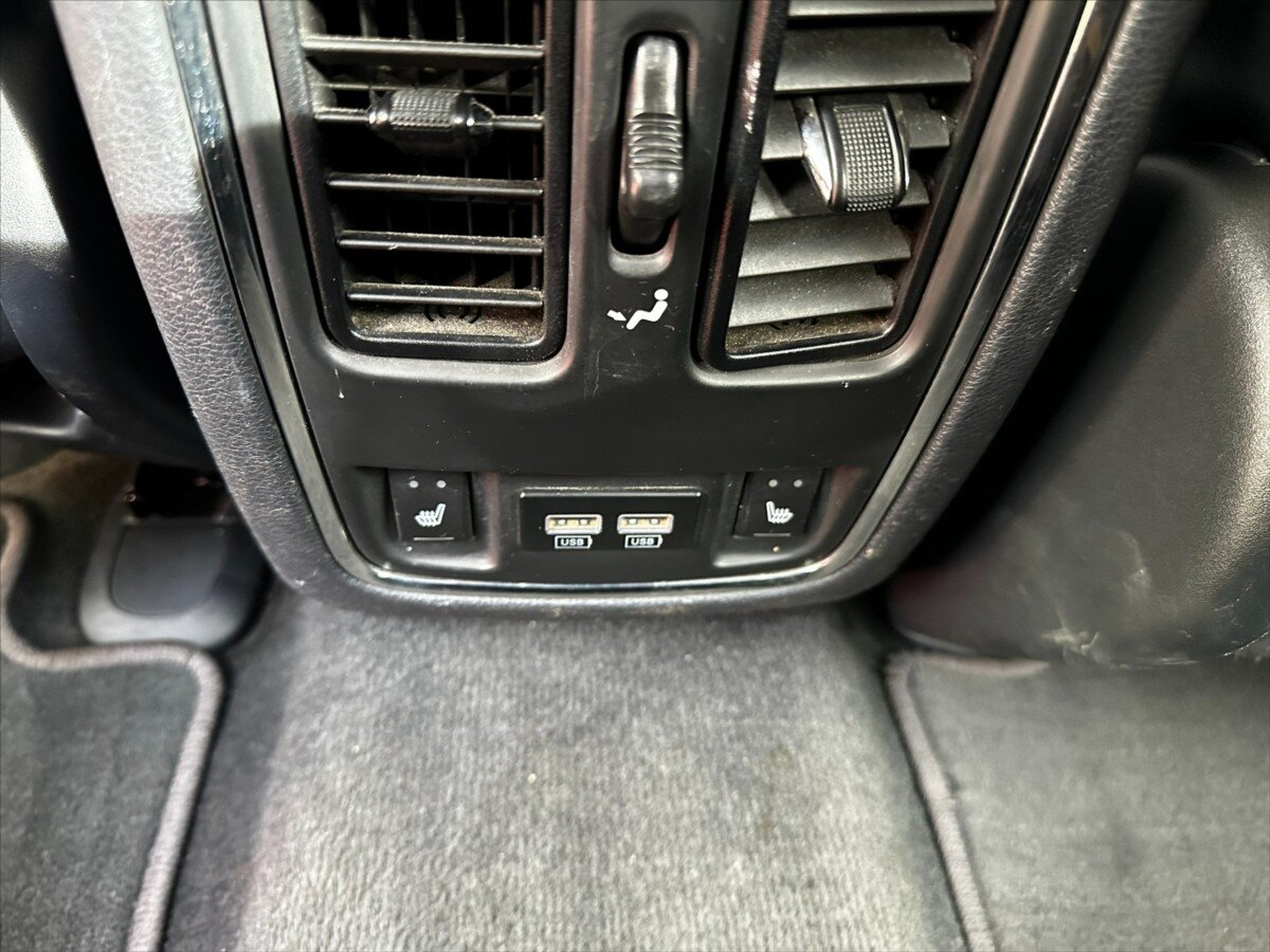 Jeep Grand Cherokee Kombi 3,0 l 184 kw