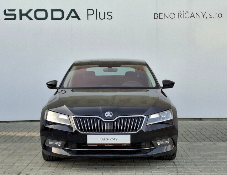 Škoda Superb 4