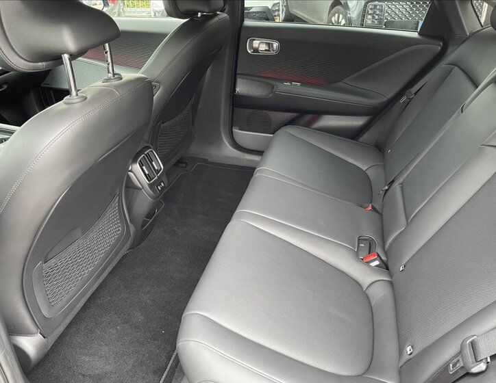 Hyundai Ioniq 6 Sedan / Limuzína 0,0 168 kw