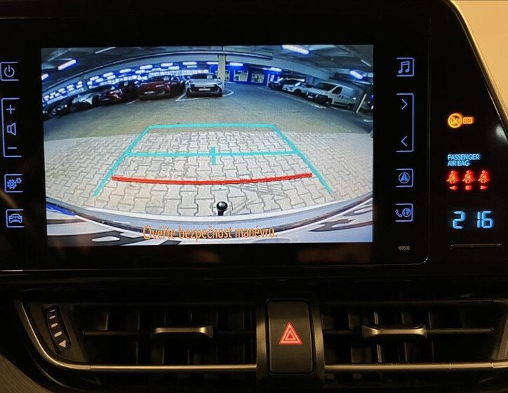 Toyota C-HR Hatchback 1,8 l 72 kw