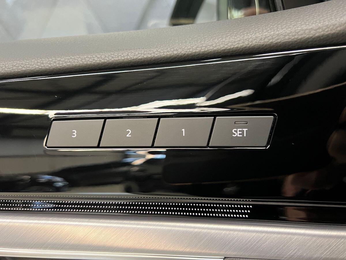 Volkswagen Touareg SUV 3,0 l 210 kw