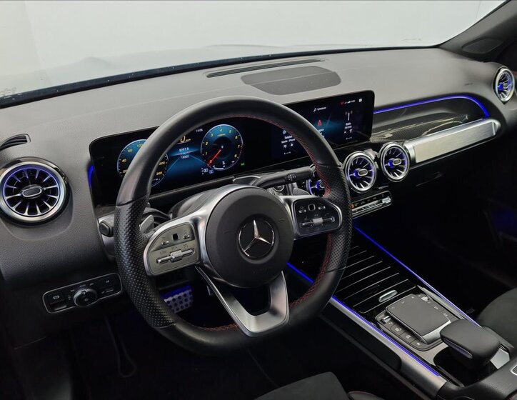 Mercedes-Benz GLB SUV 1,3 l 120 kw