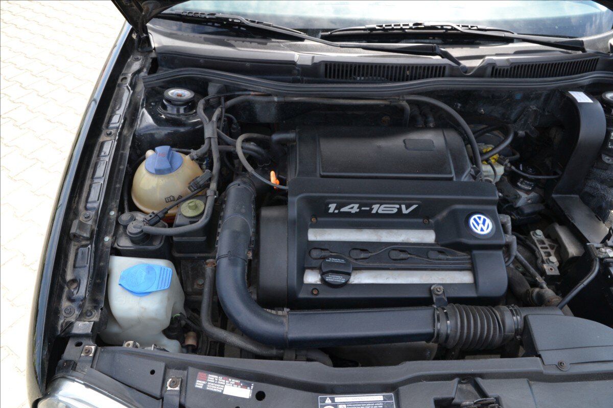 Volkswagen Golf Hatchback 1,4 l 55 kw