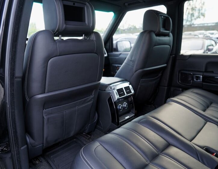 Land Rover Range Rover SUV / Terénní 4,4 l 230 kw