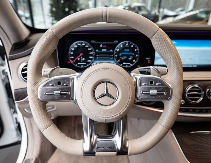 Mercedes-Benz Třídy S 6