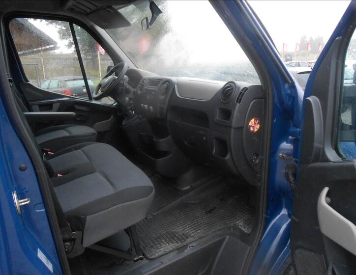 Renault Master 18