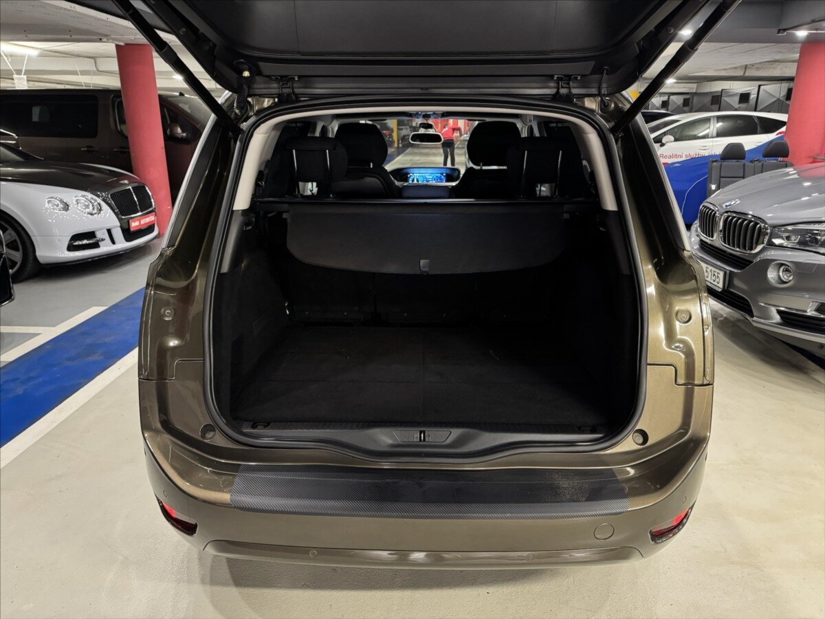 Citroën Grand C4 Picasso MPV 2,0 l 110 kw