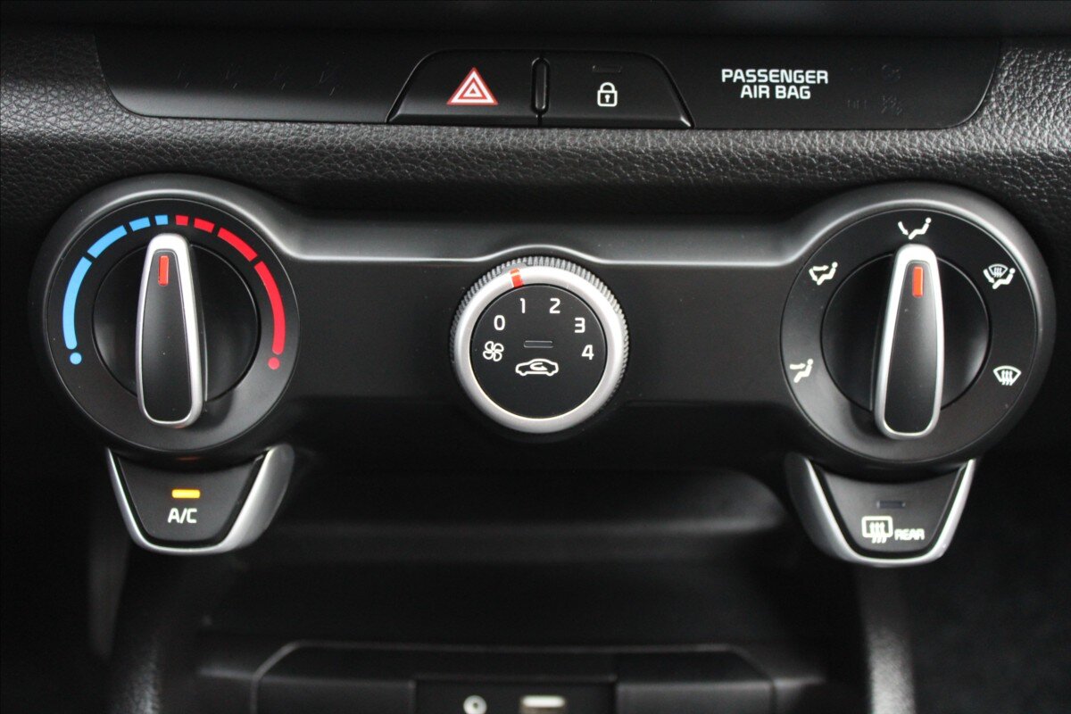 KIA Rio Hatchback 1,2 l 61 kw