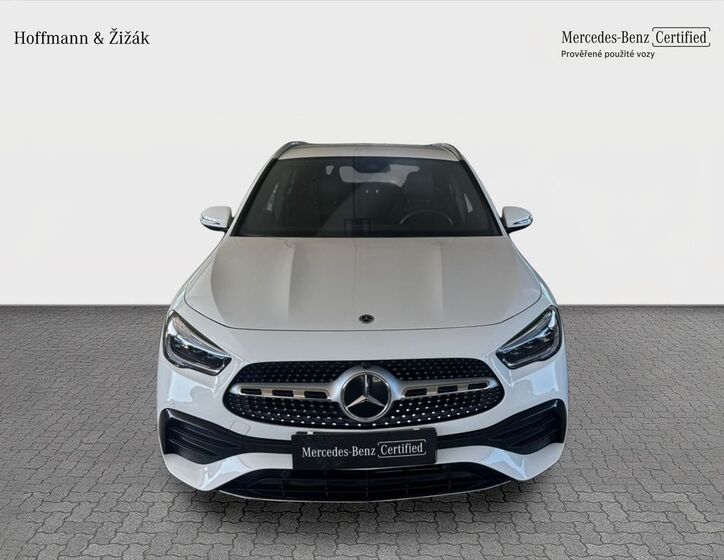 Mercedes-Benz GLA 2