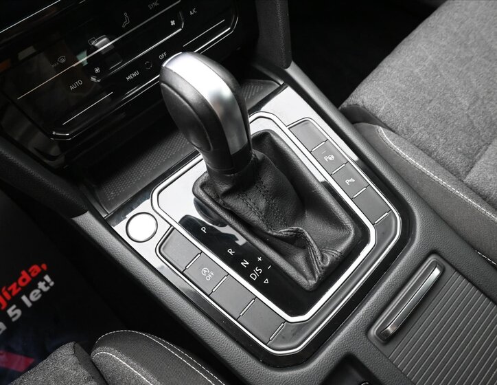 Volkswagen Passat Kombi 2,0 l 110 kw