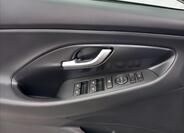 Hyundai i30 16