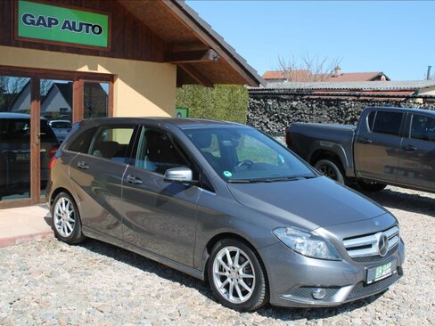 Mercedes-Benz Třídy B MPV 1,6 l 90 kw