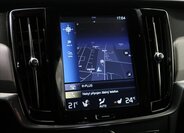 Volvo S90 Sedan / Limuzína 2,0 l 235 kw