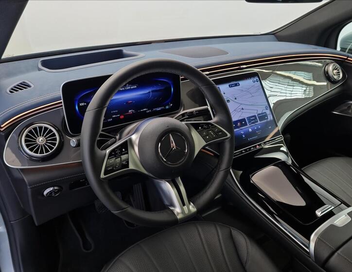 Mercedes-Benz EQE 9