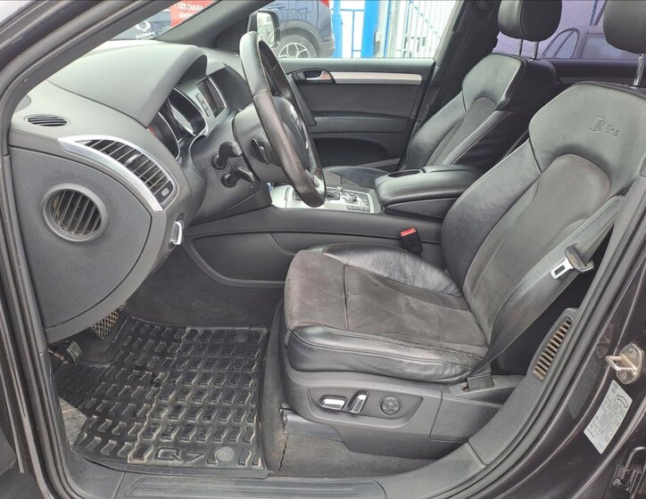 Audi Q7 SUV 3,0 l 176 kw