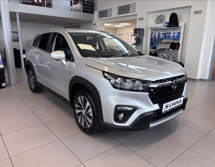 Suzuki S-Cross SUV / Terénní 1,4 l 81 kw