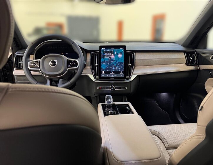 Volvo XC90 SUV 2,0 l 184 kw