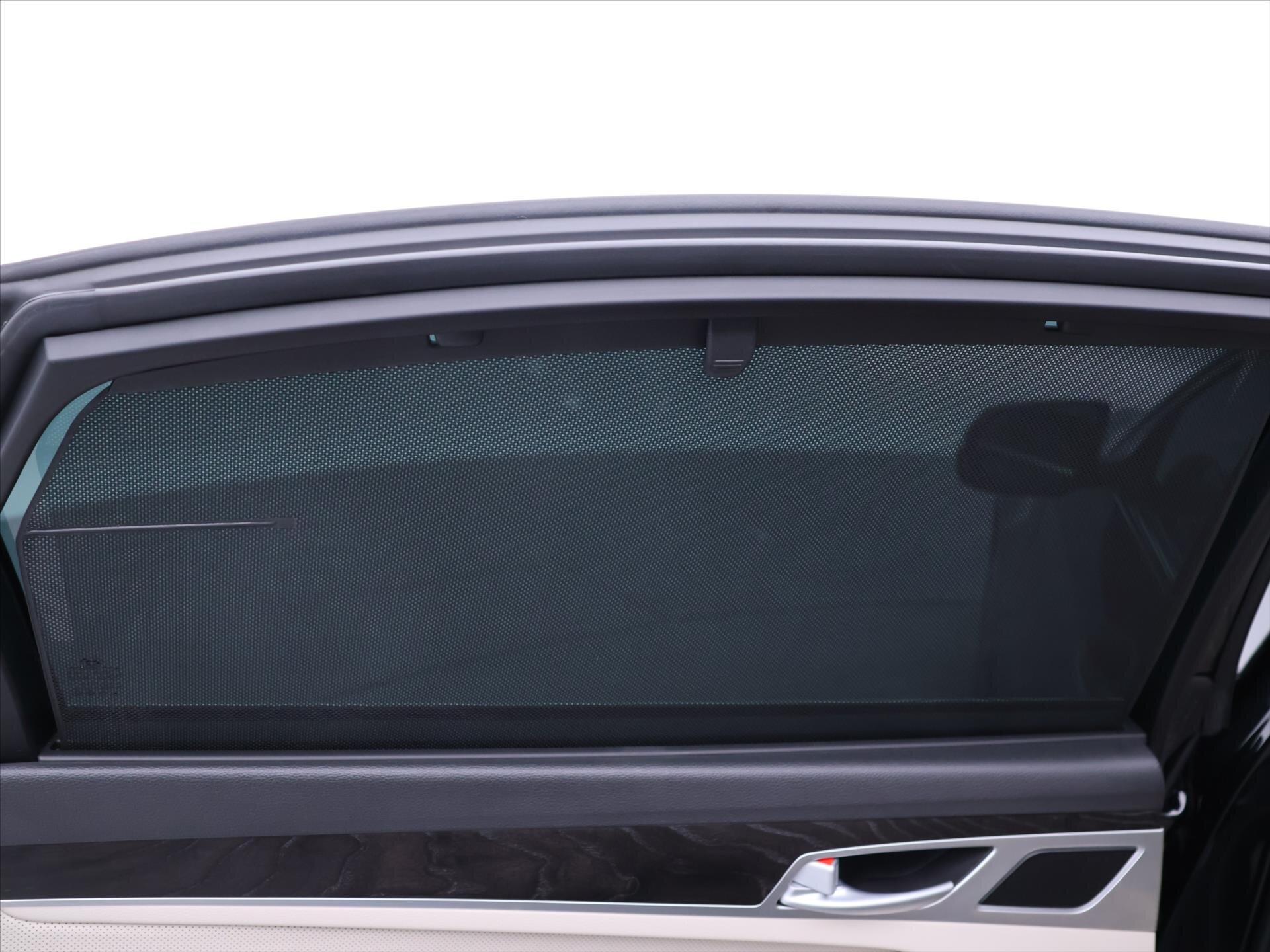 Hyundai Genesis Sedan 3,8 l 232 kw