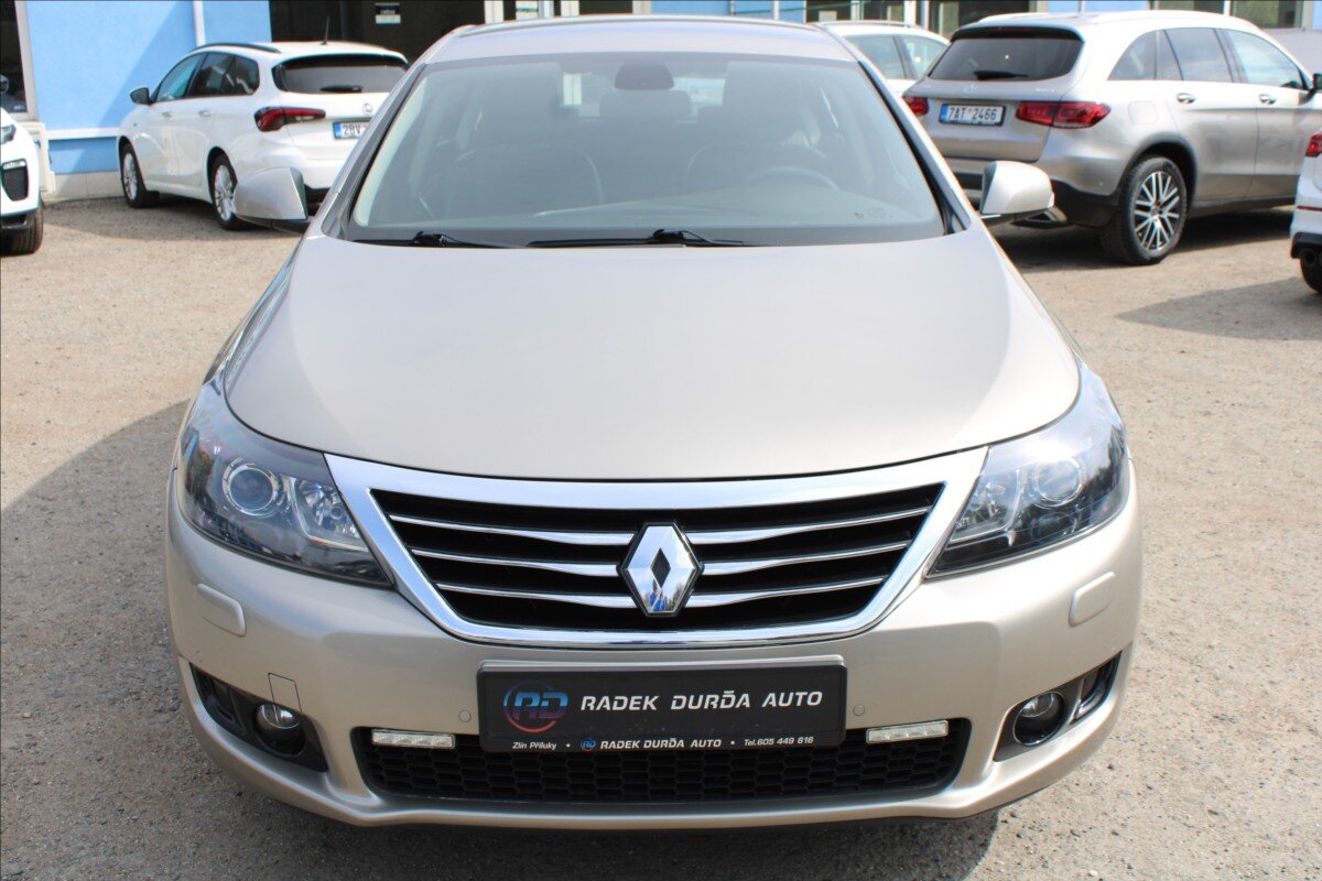 Renault Latitude Sedan / Limuzína 2,0 l 127 kw