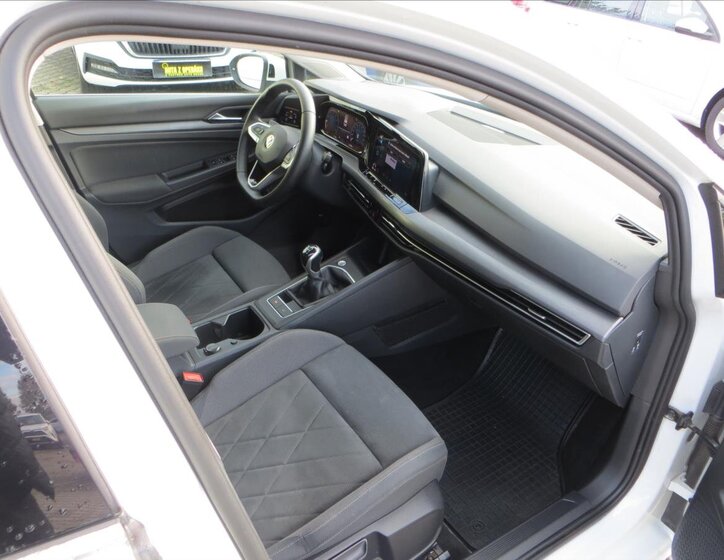 Volkswagen Golf Kombi 1,5 l 96 kw