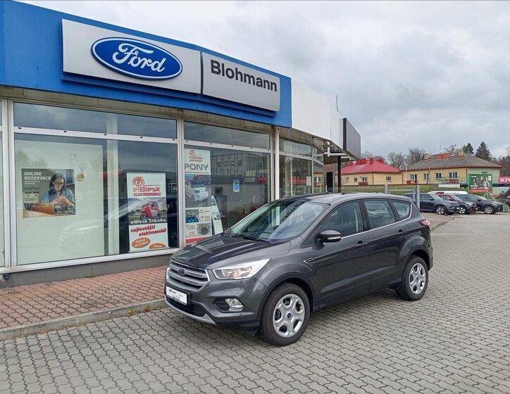 Ford Kuga SUV / Terénní 1,5 l 88 kw