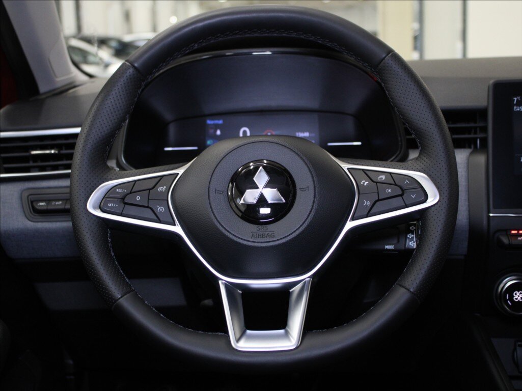 Mitsubishi Colt Hatchback 999,0 67 kw