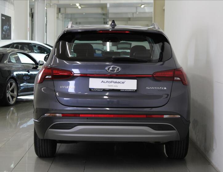 Hyundai Santa Fe 4