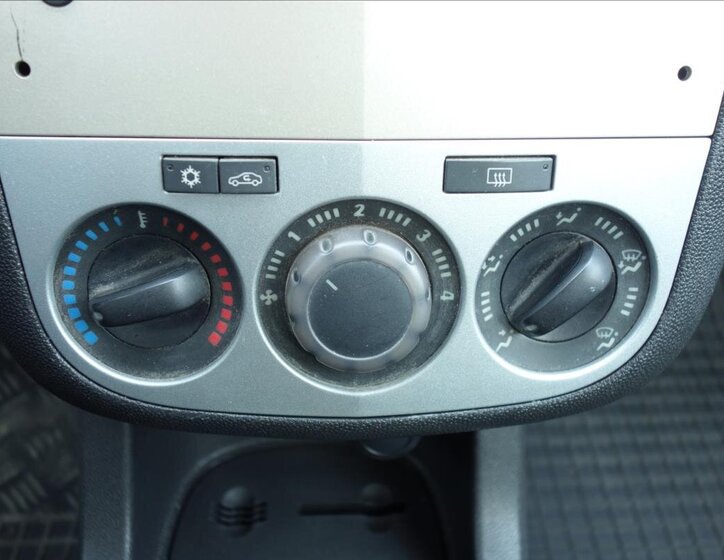 Opel Corsa Hatchback 1,2 l 59 kw