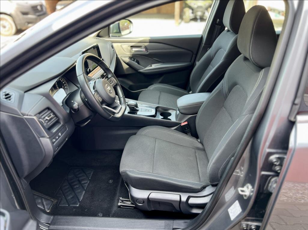 Nissan Qashqai SUV / Terénní 1,3 l 116 kw