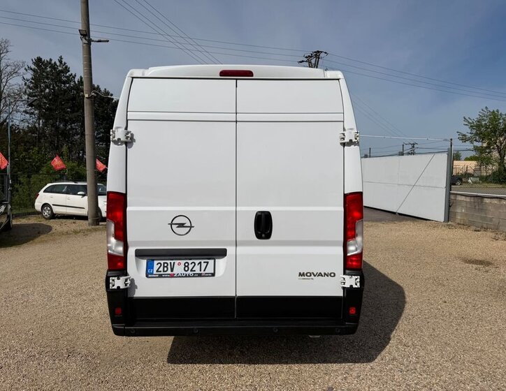 Opel Movano Skříň 2,2 l 121 kw