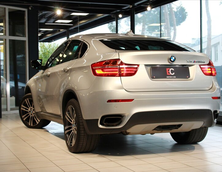 BMW X6 28