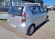 Subaru Justy Hatchback 998,0 51 kw