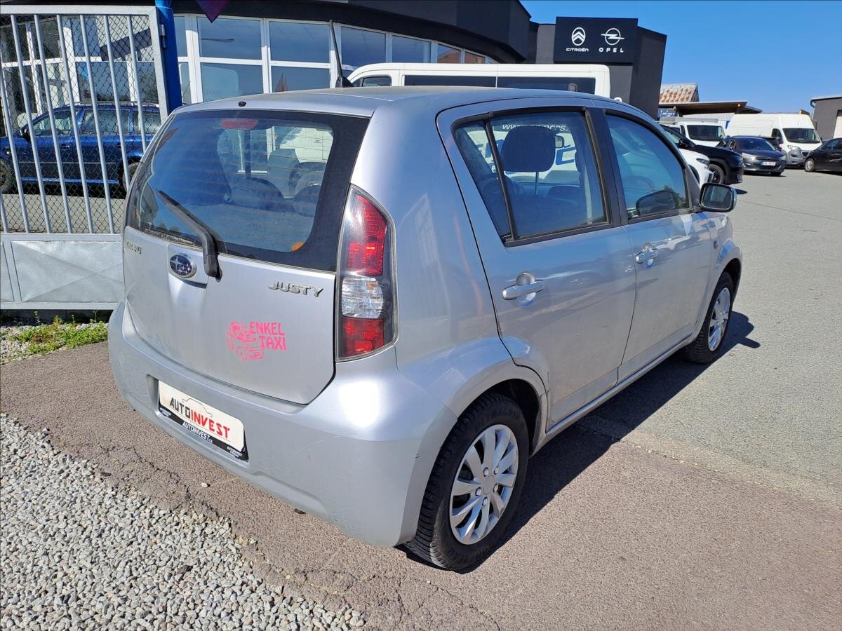 Subaru Justy Hatchback 998,0 51 kw