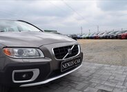 Volvo XC70 Kombi 2,4 l 120 kw