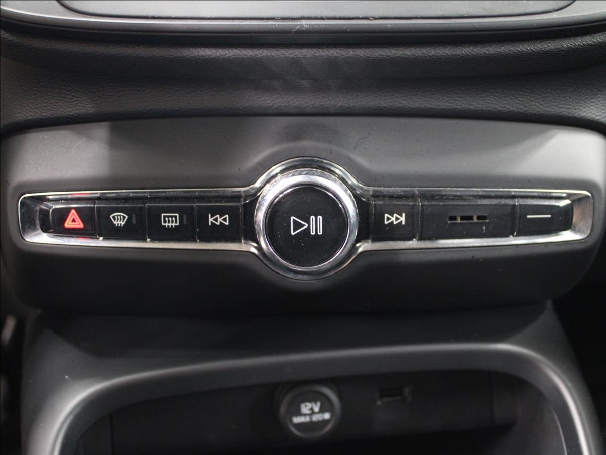 Volvo XC40 SUV 1,5 l 115 kw