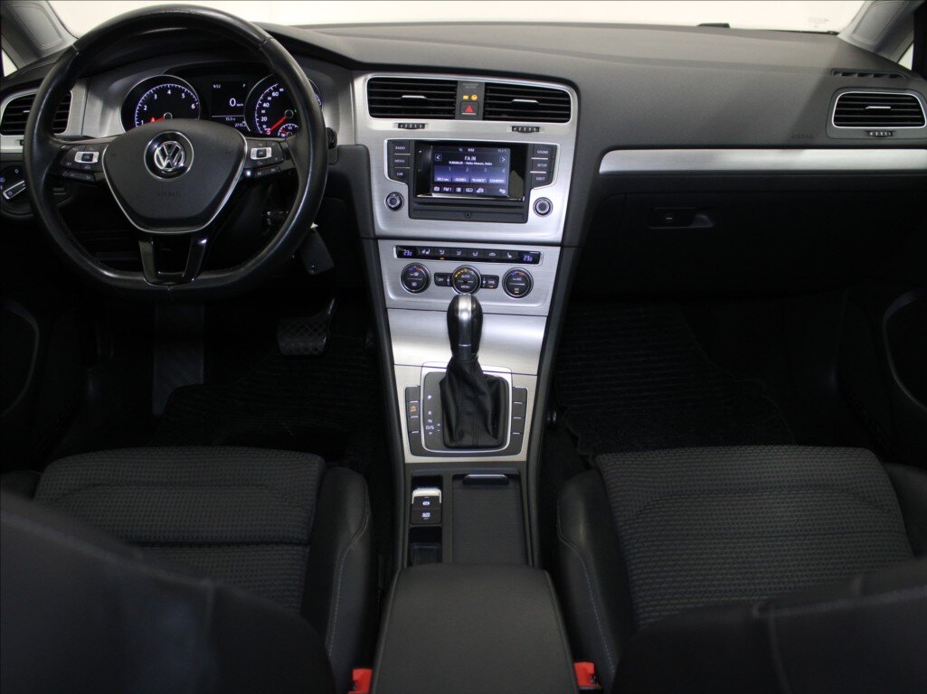 Volkswagen Golf Hatchback 1,2 l 81 kw